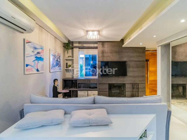 Casa / Sobrado em Condomínio para Venda em Porto Alegre/RS Mário Quintana 3 Quartos