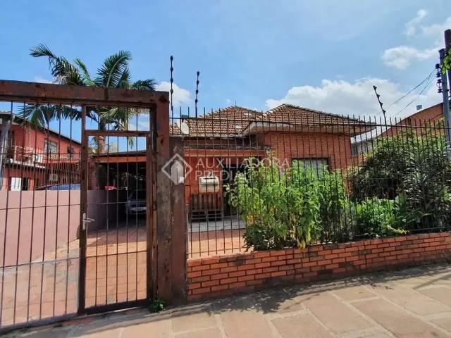 Casa / Sobrado em Condomínio para Venda em Porto Alegre/RS Navegantes 3 Quartos