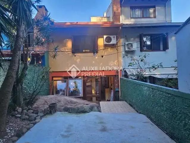 Casa / Sobrado em Condomínio para Venda em Porto Alegre/RS Nonoai 3 Quartos