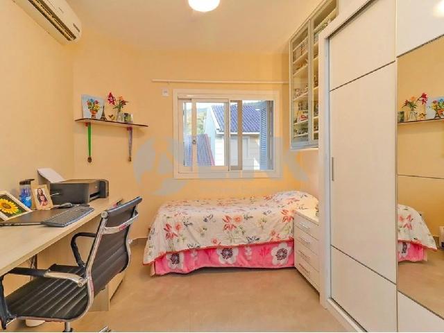 Casa / Sobrado em Condomínio para Venda em Porto Alegre/RS Nonoai 3 Quartos