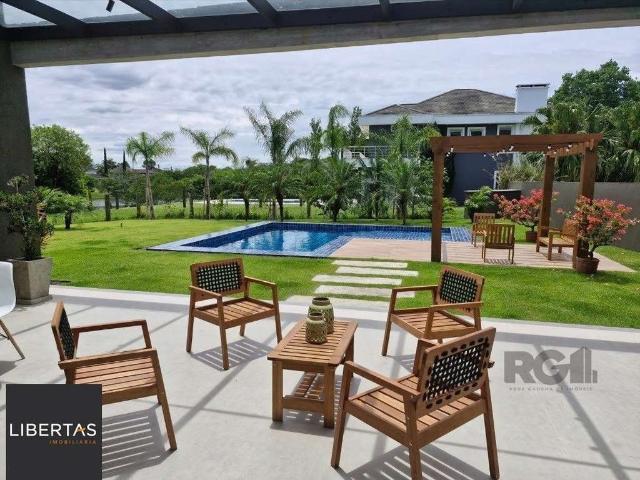 Casa / Sobrado em Condomínio para Venda em Porto Alegre/RS Belém Novo 3 Quartos