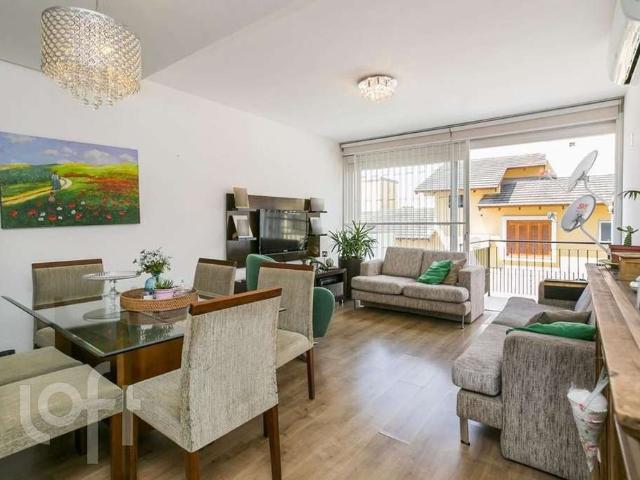 Casa / Sobrado em Condomínio para Venda em Porto Alegre/RS Camaquã 3 Quartos