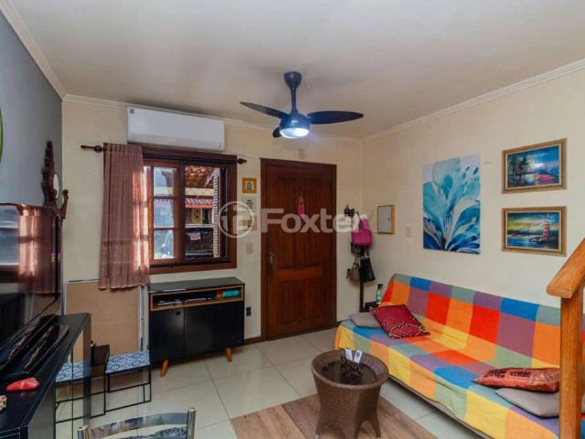 Casa / Sobrado em Condomínio para Venda em Porto Alegre/RS Camaquã 3 Quartos