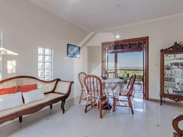 Casa / Sobrado em Condomínio para Venda em Porto Alegre/RS Cascata 3 Quartos