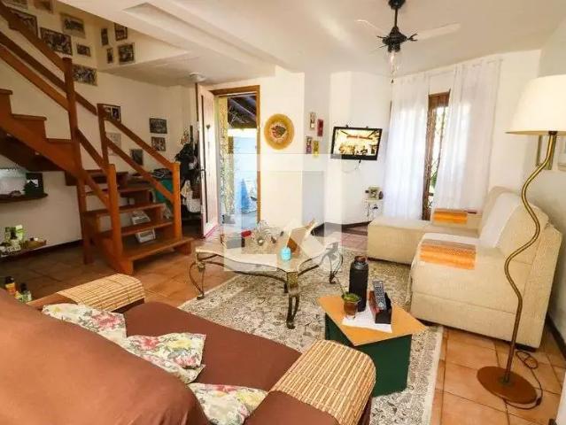 Casa / Sobrado em Condomínio para Venda em Porto Alegre/RS Cavalhada 3 Quartos