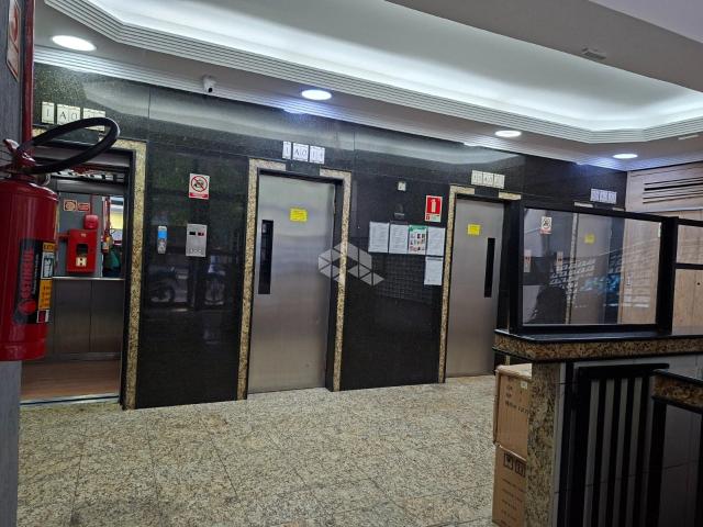 Casa / Sobrado em Condomínio para Venda em Porto Alegre/RS Centro Histórico 1 Quartos