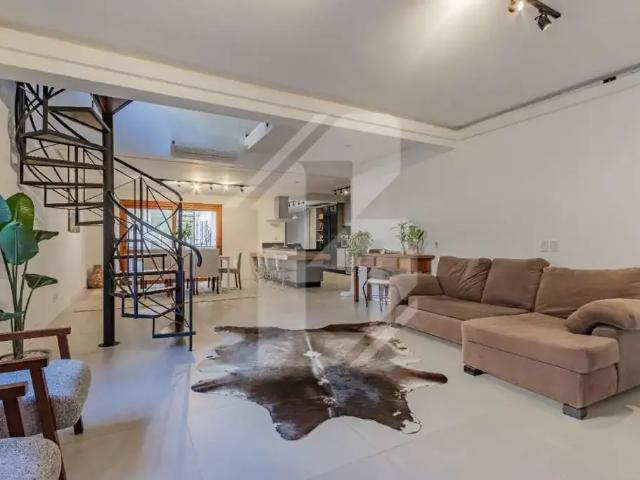 Casa / Sobrado em Condomínio para Venda em Porto Alegre/RS Chapéu do Sol 3 Quartos