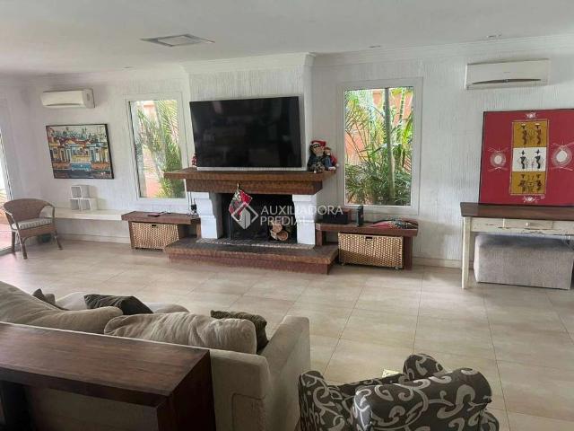 Casa / Sobrado em Condomínio para Venda em Porto Alegre/RS Chapéu do Sol 4 Quartos