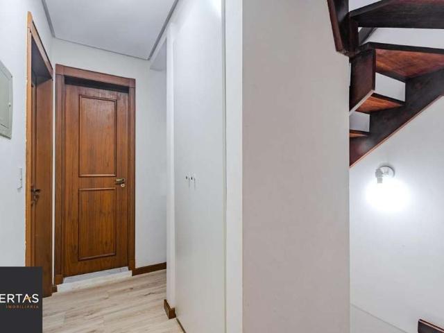 Casa / Sobrado em Condomínio para Venda em Porto Alegre/RS Cristal 3 Quartos