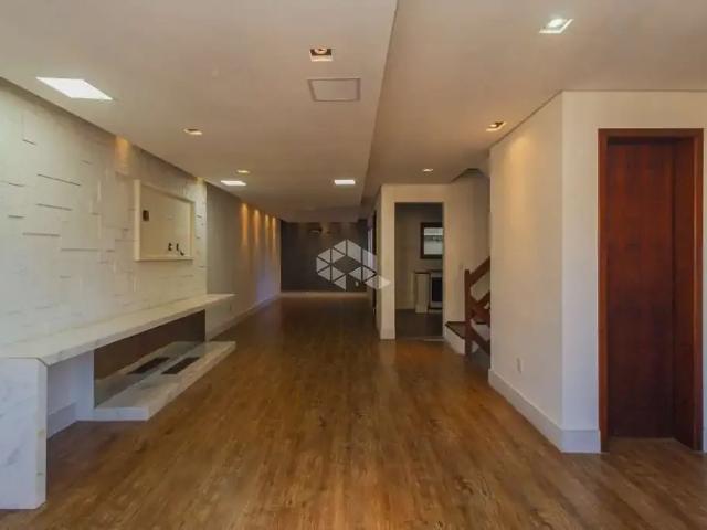 Casa / Sobrado em Condomínio para Venda em Porto Alegre/RS Cristal 4 Quartos