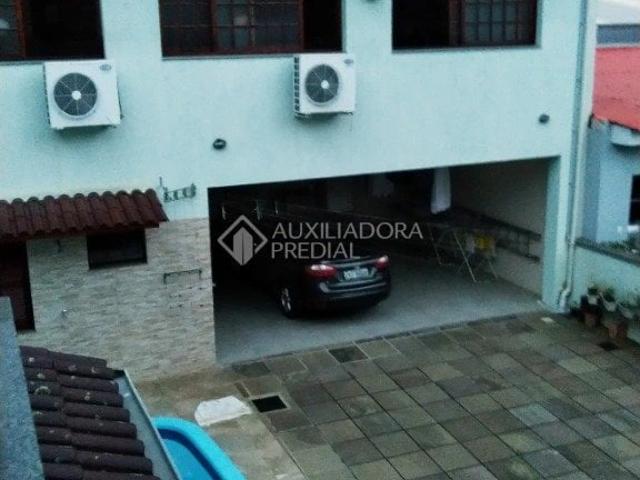 Casa / Sobrado em Condomínio para Venda em Porto Alegre/RS Cristo Redentor 8 Quartos