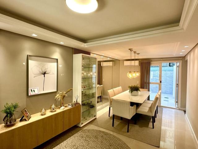Casa / Sobrado em Condomínio para Venda em Porto Alegre/RS Ecoville 3 Quartos
