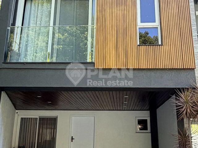 Casa / Sobrado em Condomínio para Venda em Porto Alegre/RS Ecoville 4 Quartos