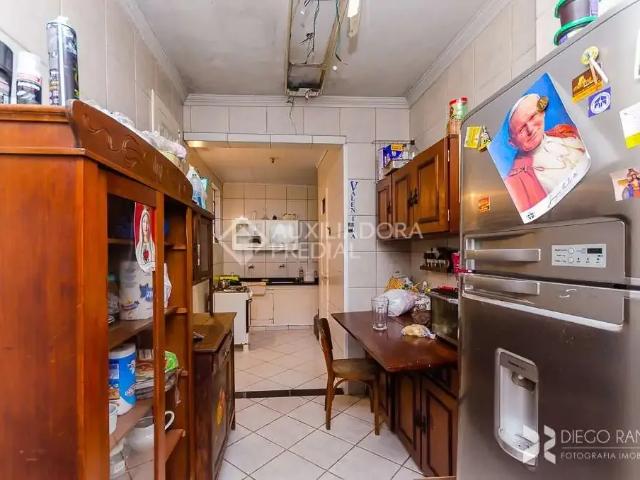 Casa / Sobrado em Condomínio para Venda em Porto Alegre/RS Floresta 3 Quartos