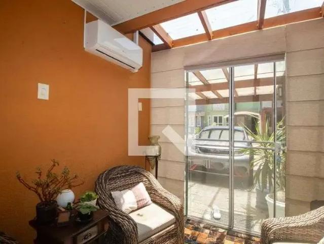 Casa / Sobrado em Condomínio para Venda em Porto Alegre/RS Guarujá 3 Quartos
