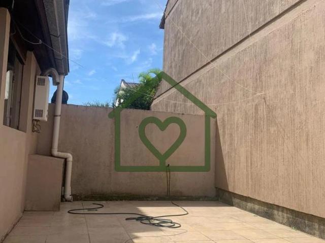 Casa / Sobrado em Condomínio para Venda em Porto Alegre/RS Guarujá 4 Quartos