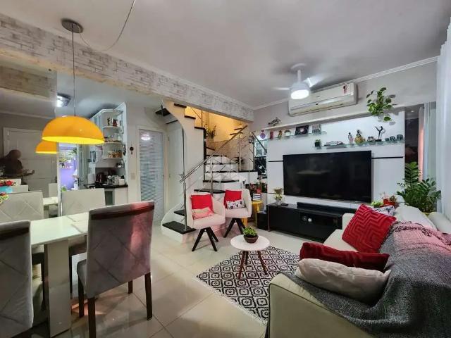 Casa / Sobrado em Condomínio para Venda em Porto Alegre/RS Humaitá 3 Quartos