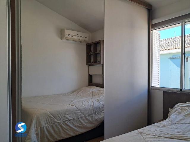 Casa / Sobrado em Condomínio para Venda em Porto Alegre/RS Humaitá 3 Quartos