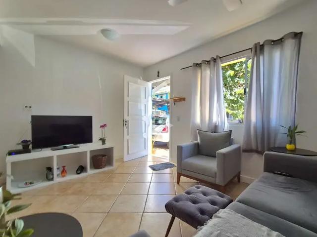 Casa / Sobrado em Condomínio para Venda em Porto Alegre/RS Humaitá 3 Quartos