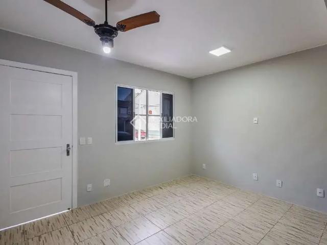 Casa / Sobrado em Condomínio para Venda em Porto Alegre/RS Humaitá 3 Quartos