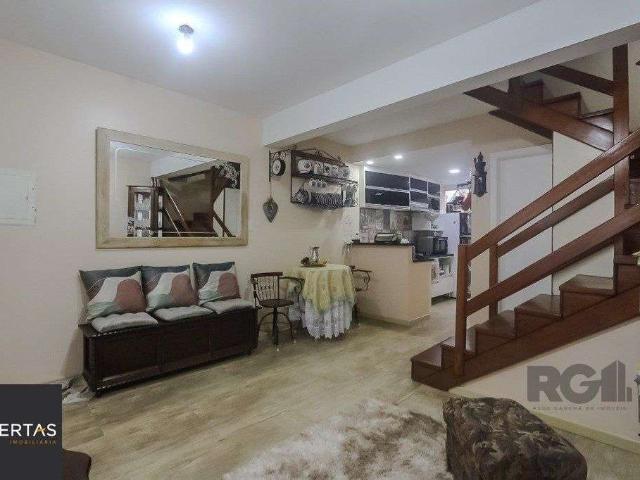 Casa / Sobrado em Condomínio para Venda em Porto Alegre/RS Humaitá 2 Quartos