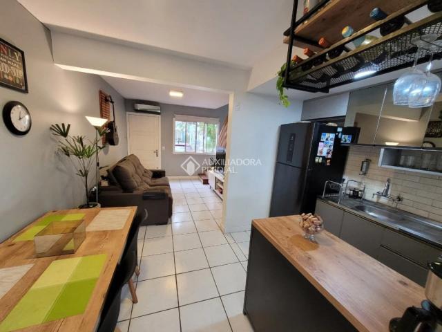 Casa / Sobrado em Condomínio para Venda em Porto Alegre/RS Humaitá 2 Quartos