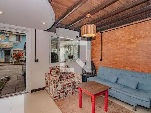 Casa / Sobrado em Condomínio para Venda em Porto Alegre/RS Humaitá 2 Quartos