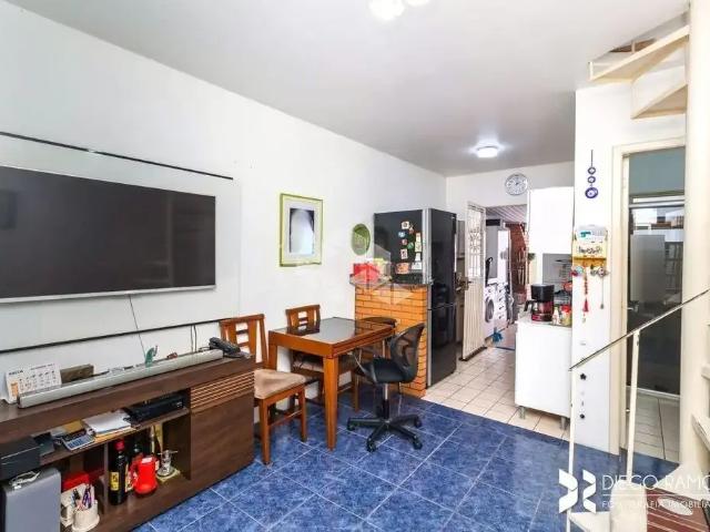 Casa / Sobrado em Condomínio para Venda em Porto Alegre/RS Hípica 2 Quartos
