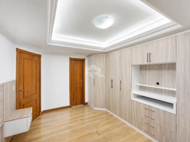 Casa / Sobrado em Condomínio para Venda em Porto Alegre/RS Hípica 3 Quartos