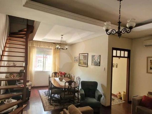 Casa / Sobrado em Condomínio para Venda em Porto Alegre/RS Independência 3 Quartos