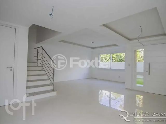 Casa / Sobrado em Condomínio para Venda em Porto Alegre/RS Ipanema 3 Quartos
