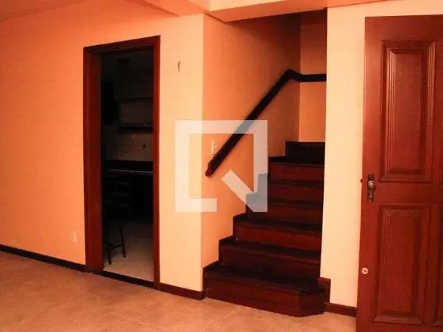 Casa / Sobrado em Condomínio para Venda em Porto Alegre/RS Ipanema 3 Quartos