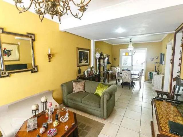 Casa / Sobrado em Condomínio para Venda em Porto Alegre/RS Ipanema 3 Quartos