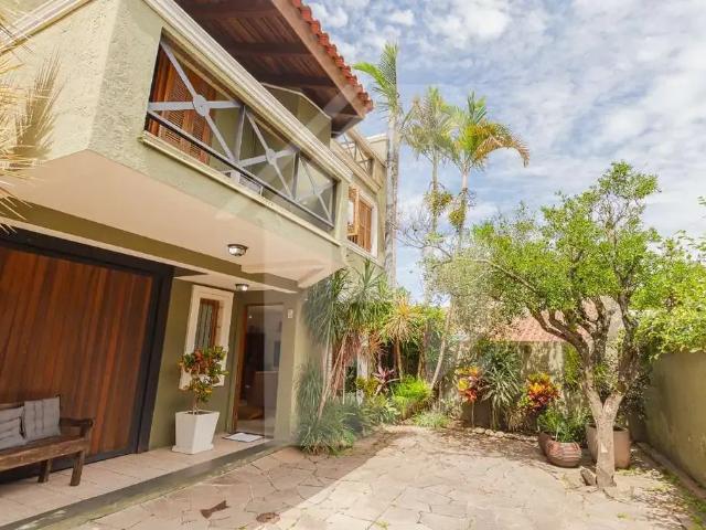 Casa / Sobrado em Condomínio para Venda em Porto Alegre/RS Ipanema 3 Quartos