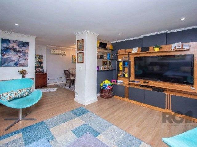 Casa / Sobrado em Condomínio para Venda em Porto Alegre/RS Ipanema 3 Quartos