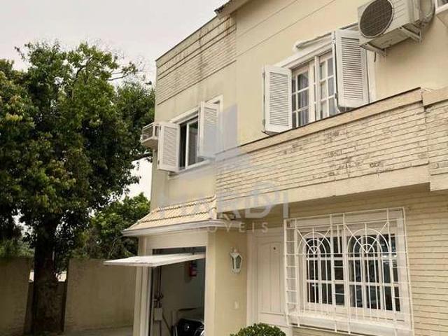 Casa / Sobrado em Condomínio para Venda em Porto Alegre/RS Ipanema 3 Quartos