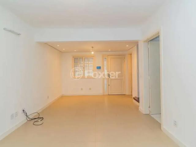 Casa / Sobrado em Condomínio para Venda em Porto Alegre/RS Ipanema 3 Quartos