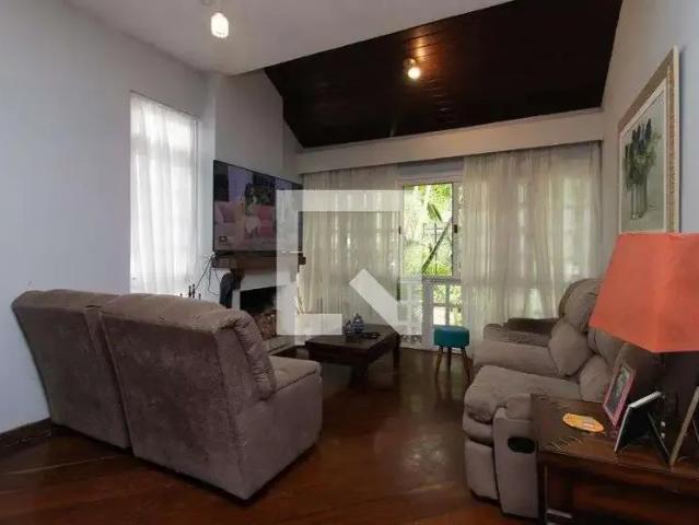 Casa / Sobrado em Condomínio para Venda em Porto Alegre/RS Ipanema 4 Quartos
