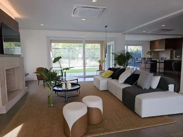 Casa / Sobrado em Condomínio para Venda em Porto Alegre/RS Ipanema 4 Quartos