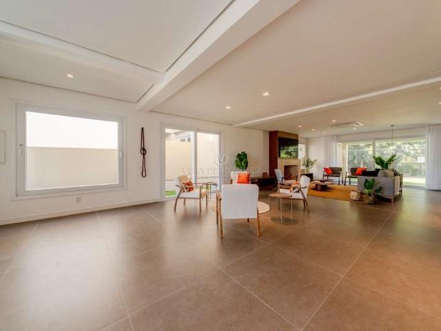 Casa / Sobrado em Condomínio para Venda em Porto Alegre/RS Ipanema 4 Quartos