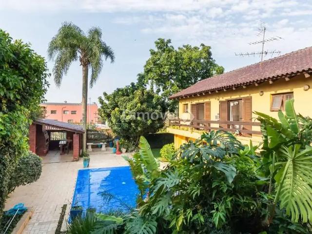 Casa / Sobrado em Condomínio para Venda em Porto Alegre/RS Ipanema 5 Quartos