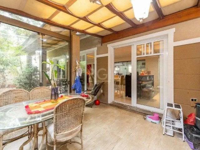 Casa / Sobrado em Condomínio para Venda em Porto Alegre/RS Jardim Carvalho 4 Quartos