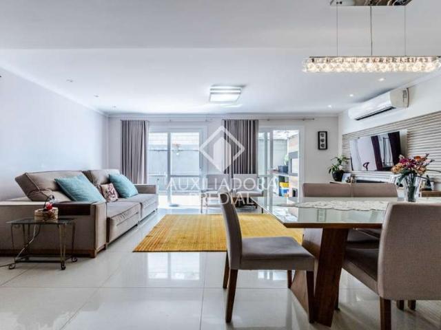 Casa / Sobrado em Condomínio para Venda em Porto Alegre/RS Jardim Carvalho 3 Quartos