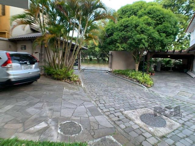 Casa / Sobrado em Condomínio para Venda em Porto Alegre/RS Jardim Isabel 3 Quartos