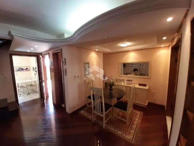 Casa / Sobrado em Condomínio para Venda em Porto Alegre/RS Jardim Itu 3 Quartos