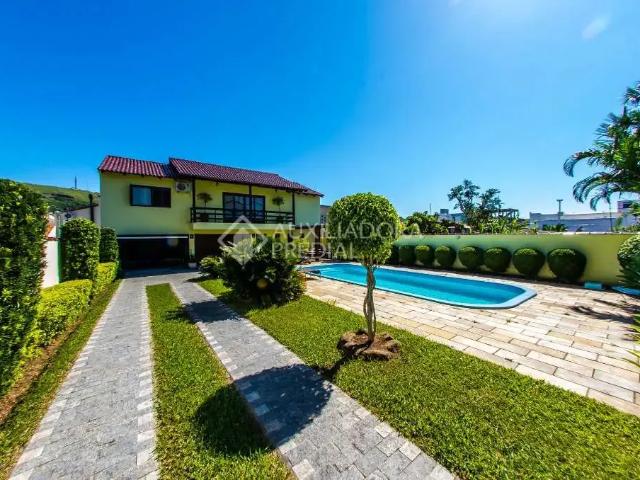 Casa / Sobrado em Condomínio para Venda em Porto Alegre/RS Partenon 3 Quartos