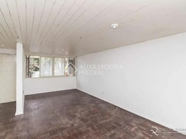 Casa / Sobrado em Condomínio para Venda em Porto Alegre/RS Petrópolis 3 Quartos