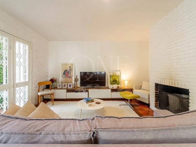 Casa / Sobrado em Condomínio para Venda em Porto Alegre/RS Petrópolis 3 Quartos