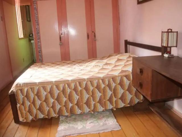 Casa / Sobrado em Condomínio para Venda em Porto Alegre/RS Petrópolis 11 Quartos