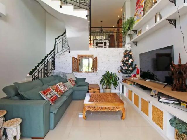 Casa / Sobrado em Condomínio para Venda em Porto Alegre/RS Protásio Alves 3 Quartos